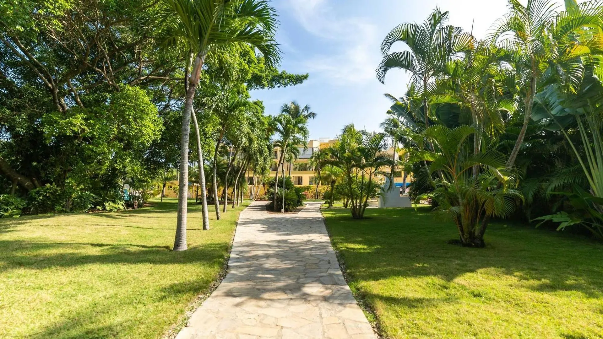 Apartment Garden Condos 21, Modern 1Br Apt In Sosua Strip Guest Friendly